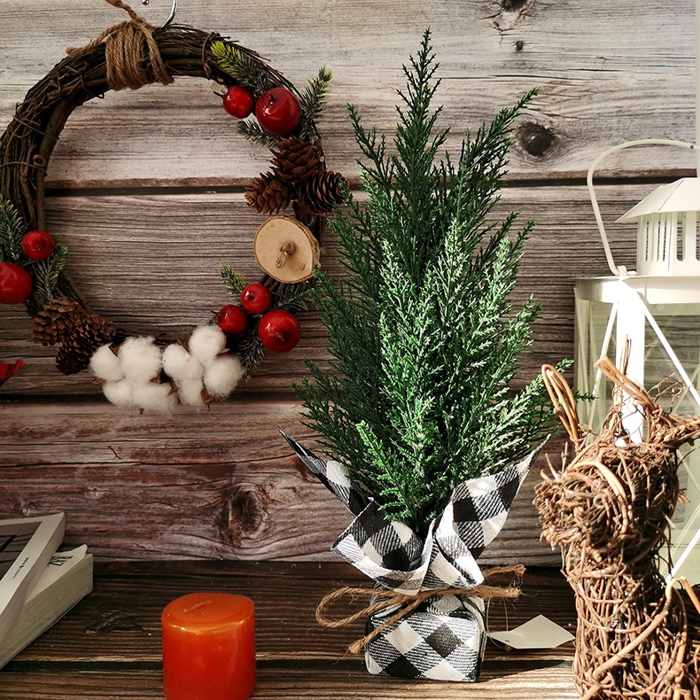 Christmas decoration supplies tabletop Christmas tree